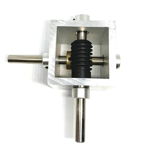 Front view of 10:1 Right Angle Worm Gearbox 90° Angle Drive Steering Gear Device with visible 6mm shaft and copper gear inside.