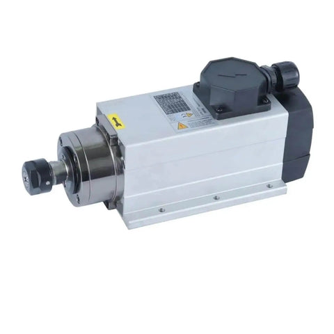 Side view of 1.5kW Air Cooled CNC Spindle Motor ER20 With Four Bearings For CNC Machining 220V 380V Dual Voltage High Torque Efficient Heat Dissipation