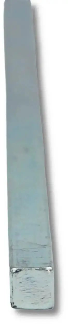 Front view of Beefy 1/4 Inch Square Steel Bar Stock Pack of 5 Zinc Coated Cold Drawn 1/4 x 1/4 x 12 Inch Bars for Precision Key Stock.