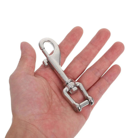 Front view of CALLARON 316 stainless steel dive snap hook with trigger, 100mm, held in hand