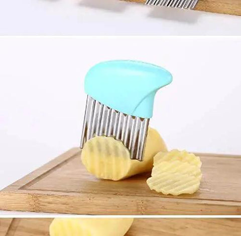 Two Pack Crinkle Cutter Stainless Steel Wavy Blade Kitchen Knife Set cutting potato on wooden board, featuring ABS handle