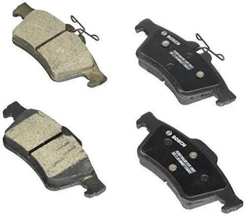 Bosch QuietCast BC1095 rear ceramic brake pad set, 4-piece, top-down view