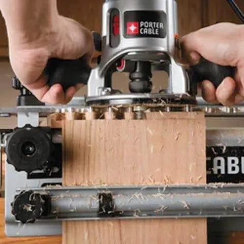 Using Dovetail Jig Kit For Woodworking With Mini Templates 4211 4213 And 4215 for precise joinery on wood panel