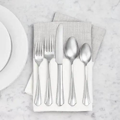 Stainless Steel Dinner Forks, Dishwasher Safe, Scalloped Edge, Well Balanced Weight, Silver Finish, Pack Of 12, Ideal For Home Dining Or Restaurant