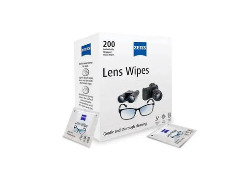 Box and packets of ZEISS Lens Wipes Pre Moistened for Glasses and Sunglasses Safe for Coatings