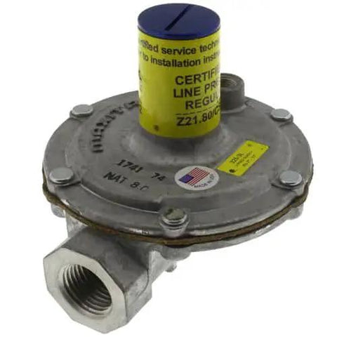 Gas Pressure Regulator For Gas Lines 2 Psi Output Up To 250000 BtuH Propane And Natural Gas One Half Inch Connection MAXITROL 325-3L