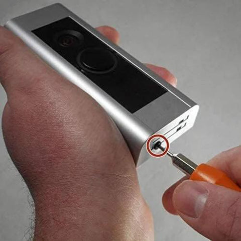 Video Doorbell Screwdriver Set With Torx T6 And T15 Bits for Battery Replacement and WiFi Reset, close-up of Torx screwdriver use