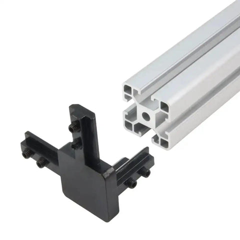 4 Pack Black 4040 Series 3-Way End Corner Bracket With M6 Screws for 8mm Slot T-Slot Aluminum Extrusion Profiles demonstrating connection