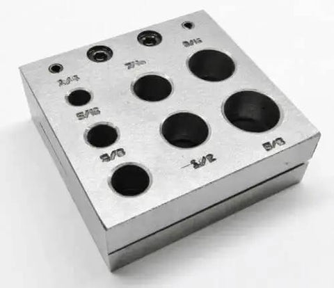 Disc Cutter Set Seven Sizes From Quarter To Five Eighths Inch Cut Circular Metal Discs For Jewelry Shapes Silver Finish 14 Gauge