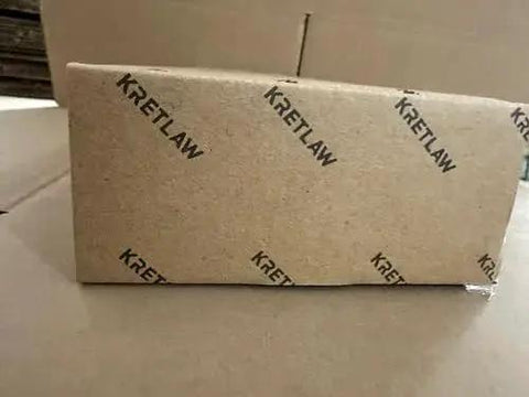 Side view of KRETLAW packaging box for Heavy Duty 7000 PSI Pistol Grip Grease Gun Kit with protective cover.