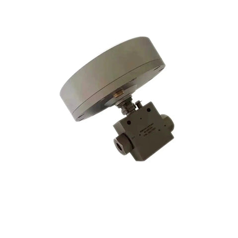 Ultra High Pressure Needle Valve SI30141 NO for 30000 psi, close-up view of stainless steel 316 body, 9/16 inch port, 1 meter length