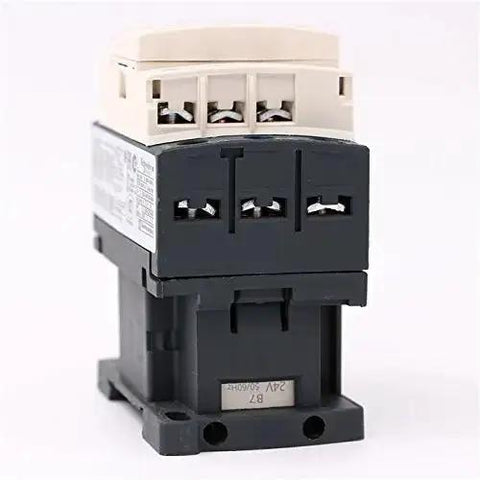 Side view of TeSys D 3 Pole Contactor LC1D09B7 with 24V AC Coil, 440V AC, 9 Amp, showcasing 3 NO contacts for industrial automation.