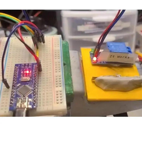 Five Volt One Channel Relay Module With Opto Isolation and High Low Level Trigger for Arduino Raspberry Pi demo setup