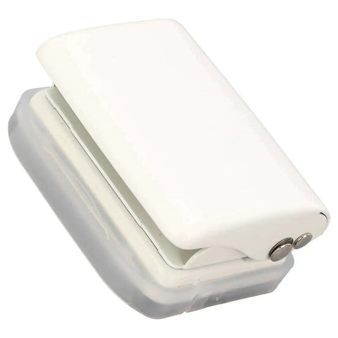 White 3 Hole Puncher Handheld For Loose Leaf Paper A7 A4 5 Sheets 70g Capacity With Locating Columns And Scales Top View