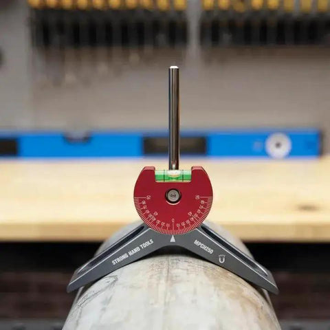 Magnetic Pipe Centering Head Workhorse For 2-Inch And Up Pipes With Anodized Aluminum Body, showing integrated bubble protractor