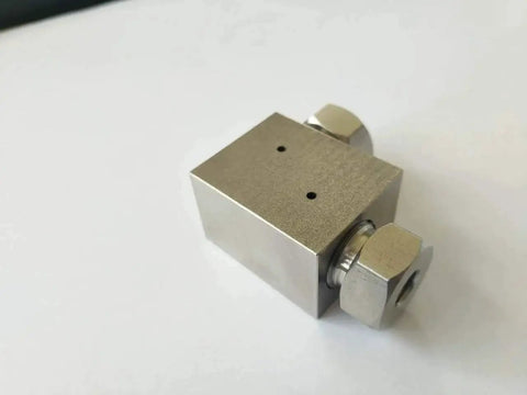 Stainless Steel Elbow Valve For Water Jet Cutting Machine Replacement Part, 1/4 Inch Inlet And Outlet, 2 Ports, Durable Pro Grade Industrial Spare No 10079051 Model 698253302752
