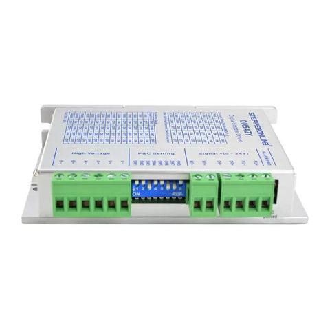 Front view of Digital Stepper Motor Driver For CNC Machines 1.0 To 4.2 A 20 To 50 V DC For Nema 17 23 24 Motors