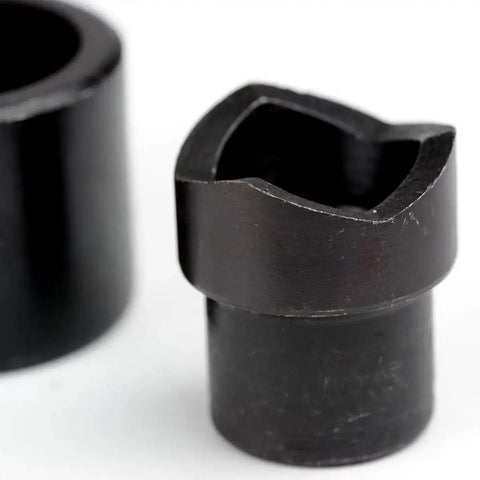 One Half Inch Conduit Punch And Die For Hydraulic Knockout Driver Kit, Built Tough Nine Ton Punch Power, close-up view
