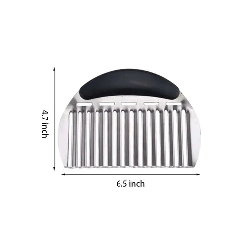 Crinkle Cutter For Veggies And Potatoes Stainless Steel Wave Knife with ergonomic handle, 6.5 x 4.7 inches.