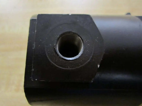 Side view of Valve 9 821 233 101 With One Eighth Inch Top Thread And One Quarter Inch Side Thread for hydraulic systems