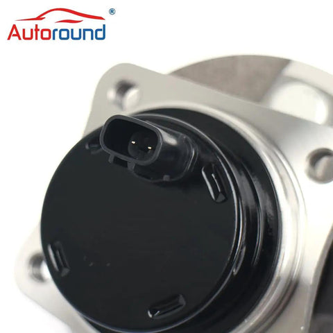 Close-up of Pair Rear Wheel Bearing Hub Assembly For Toyota Corolla 2003 Through 2008 Prius 2004 Through 2009 Celica 2000.