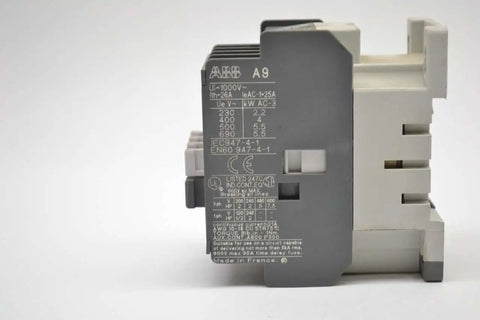 Side view of Single AC Contactor A9-30-01 1000V DC Rated 26A 110-120VAC Coil 60/50Hz 7.5HP Motor Control Relay 3-Pole Part B300348
