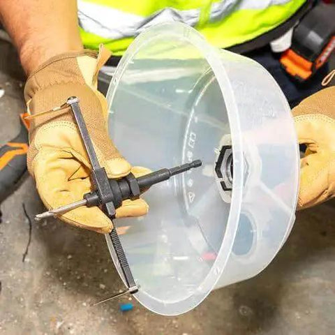 Pro Grade Adjustable Hole Saw Cutter For Drywall And Ceiling Tiles With Dust Bowl And Vacuum Port, 2 To 7 Inches in hand