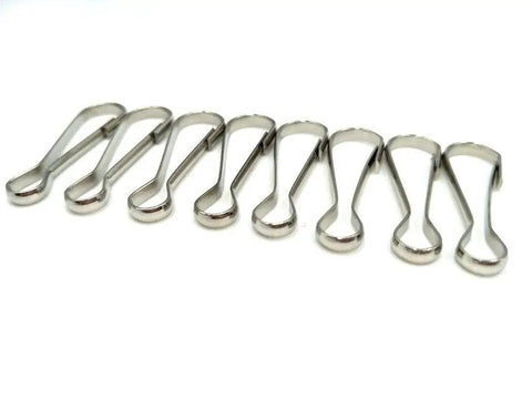 Close-up of 200 pieces durable metal lanyard hooks nickel plated iron 23mm for zipper pulls key chains and DIY projects organized in a row.