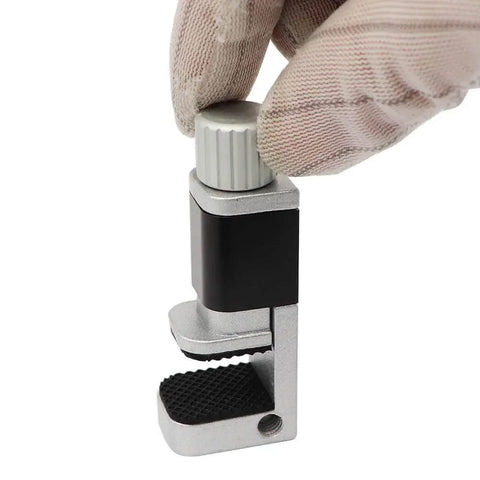 Close-up of a single adjustable clamp from the 4 Piece Adjustable Screen Fastening Clamp Set For Easy LCD Screen Replacement On iPhone iPad Samsung.