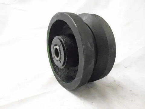 Swivel Caster 4 By 2 Inch With 7/8 Inch V Groove Iron Steel Wheel 600 Lb Capacity shown in side view