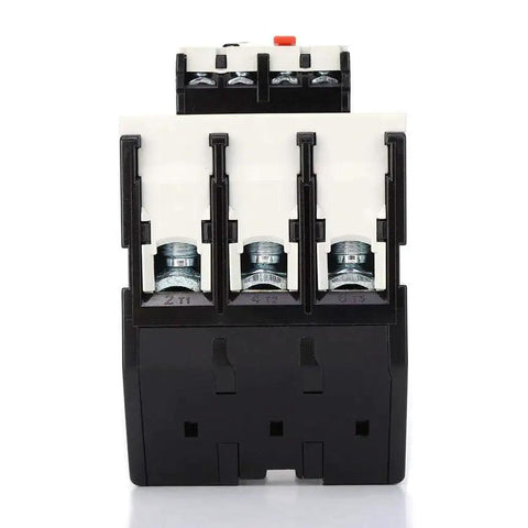 Front view of Automatic Thermal Overload Relay 37-50A, 50-60Hz, 690V, 2NO 1NC Contacts for Industrial Motors