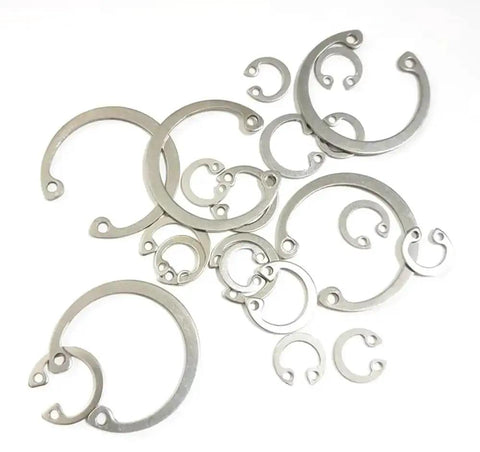 Internal Snap Ring Assortment Kit, 200Pcs 304 Stainless Steel Circlip Retaining Rings, 8mm To 26mm Sizes, variety of ring sizes shown