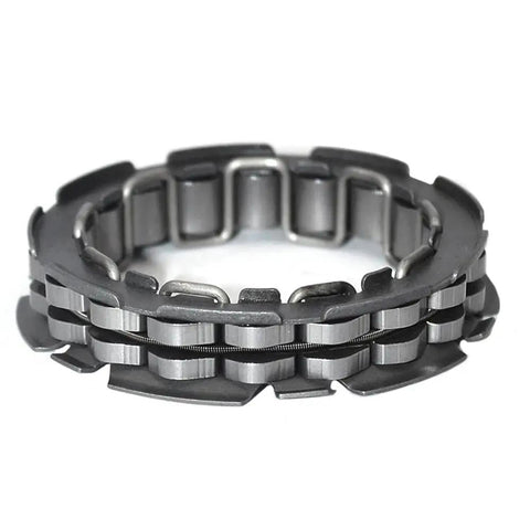 One Way Bearing Starter Clutch Overrunning Bearing For Motorcycles With Beefed Up Forged Steel Hub And Induction Heat Treated Components 18 Beads For Smooth Engagement Direct Replacement Fits XV535 XVS650 XVZ13 VMX17 XTZ12 XVS13 XVS95 FJR1300 close-up view