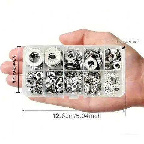 580 Pcs Stainless Steel Washer Set Flat And Spring Lock Washers 9 Sizes M2 To M10 in hand, transparent box with measurements