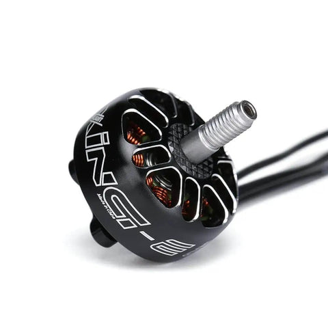 Close-up of XING-E Pro 2207 2750KV Brushless Motors For FPV Racing Drones 4S Quadcopters, showing steel shaft.