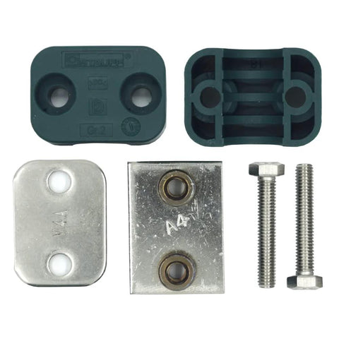 STAUFF 33.7mm OD polypropylene pipe clamp kit with SS316 plate and metric bolts; includes two green clamps and two plates.