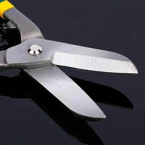 Close-up of Metal Shears Attachment For Effortless Cutting Of Various Metals With High Precision And Efficiency, Pro Grade 55 Steel Blades.