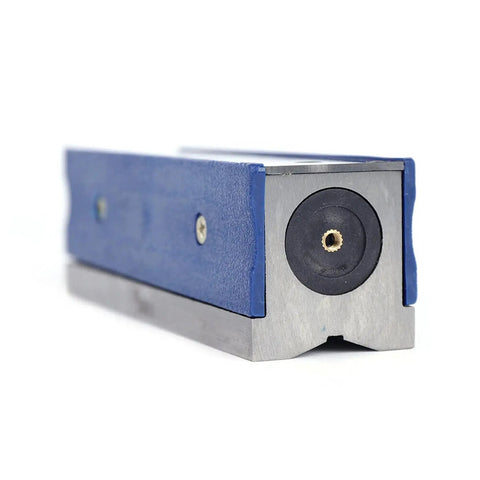 Six Inch Master Precision Level For Machinist Tools In Durable Cast Iron Body With Wooden Case Portable Spirit Level front view