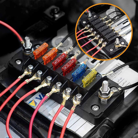 6 Way Blade Fuse Block With Negative Bus For 12V 24V Vehicles Waterproof Cover 6 Circuit Fuse Holder in use