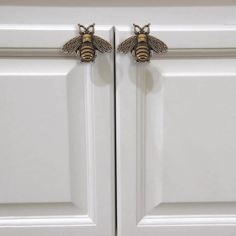 Set Of 10 Vintage Gold Bee Shaped Cabinet Knobs Made From Zinc Alloy Hardware For Cabinets And Dressers Retro Bronze Finish
