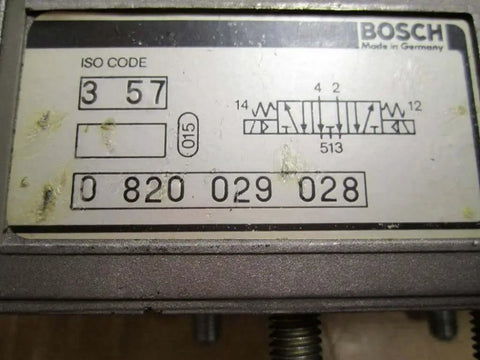 Directional control valve 0820029028 label showing PN 0 820 029 028, manufactured by Bosch, detailed specifications visible.