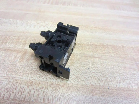Manifold P-027050-00001 replacement for Bosch Rexroth systems, single block with valve-mounting ports, close-up view.
