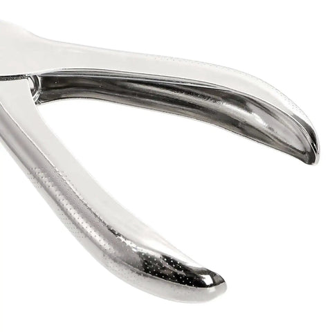 Close-up of 24 Pack Handheld One Hole Punches, No Fuss One Quarter Inch Six Millimeter Metal Paper Puncher For Tags, Tickets, Labels
