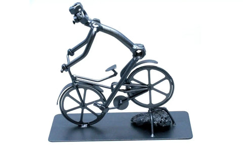 Handmade Metal Nut And Bolt Figurines For Desk Bicycle Ornament And Bike Themed Desktop Statue Unique Cool Gift For Dads