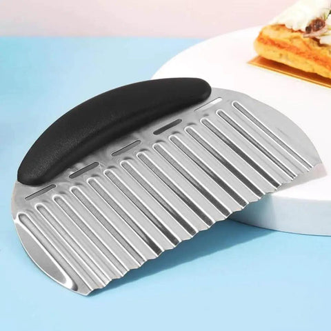 Heavy Duty Stainless Steel Crinkle Cutter For Potatoes And Veggies Wavy Chopper Slicer For French Fries Carrots Apples Onions And Fruits Dishwasher Safe Ergonomic Non Slip Handle Black Style II 1 Piece