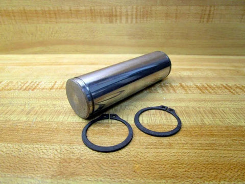 Rexroth Bosch 1 Inch Pivot Pin R433012623 with Three And A Half Inch Overall Length and retaining rings for industrial use