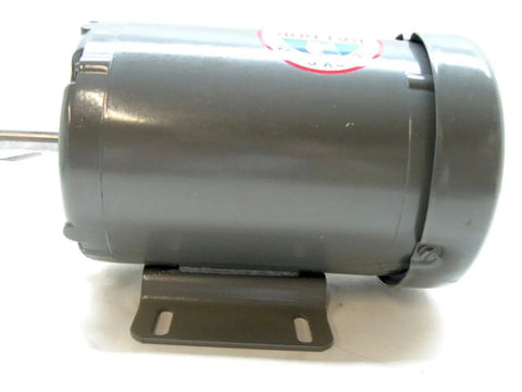 Side view of General Purpose 3-Phase Electric Motor Single Unit 3/4 HP 1,725 RPM TEFC 56 Frame 208-230/460V