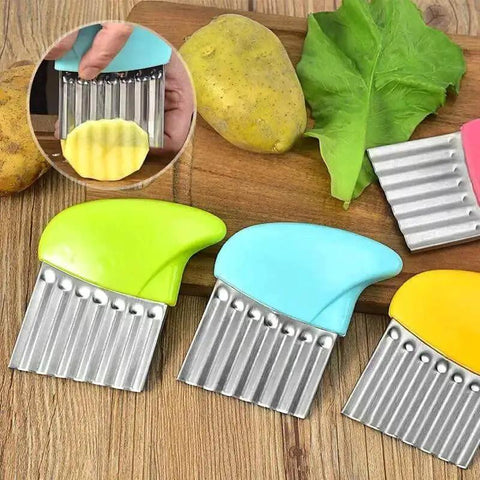 4 Piece Crinkle Cutter Set For Veggies Stainless Steel Wavy Cutter Ideal For Potatoes Carrots Chips Lettuce And Butter Assorted Colors Black Blue Pink Kid Friendly Durable ABS Handle Safe Kitchen Tool