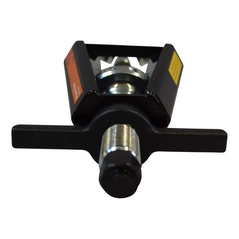 Front view of Heavy Duty 3 Jaw Puller With 4 Inch Reach 0.5 To 5 Inch Spread 5 Ton Capacity For Tough Auto And Industrial Jobs Centerbolt