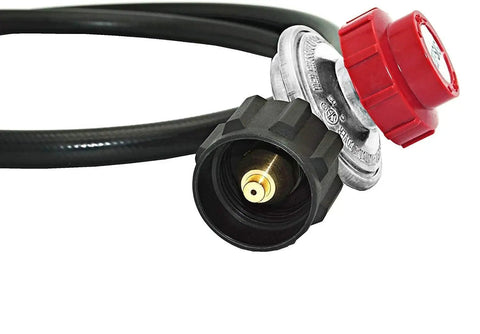 Close-up of Adjustable Propane Regulator and 4 Foot Hose with Gauge 0 to 30 PSI High Pressure Output for grills and BBQs by Dozyant.